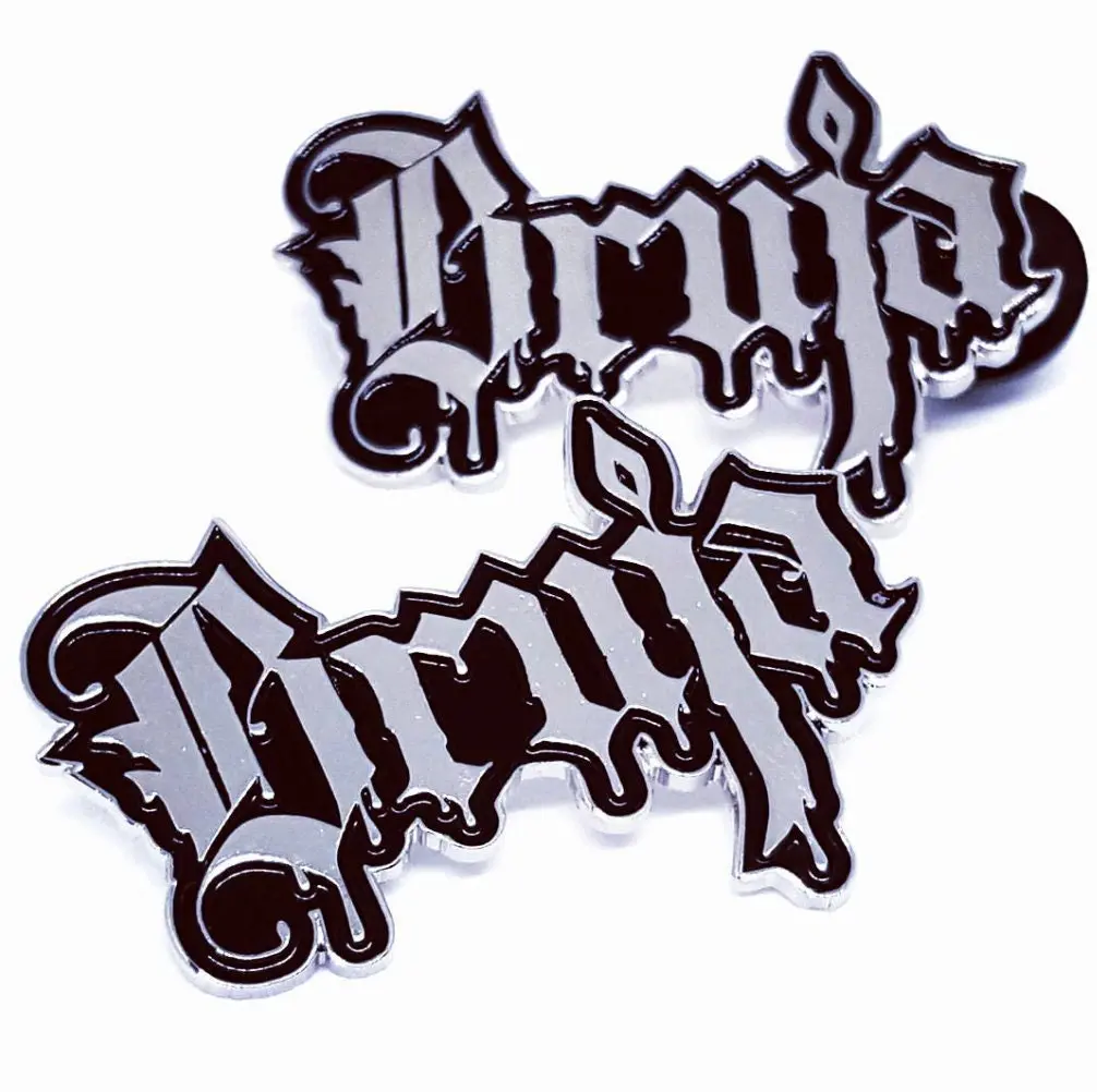 Bruja Enamel Pin